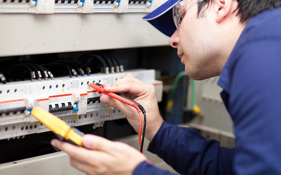 électricien installateur Mantes-la-Jolie