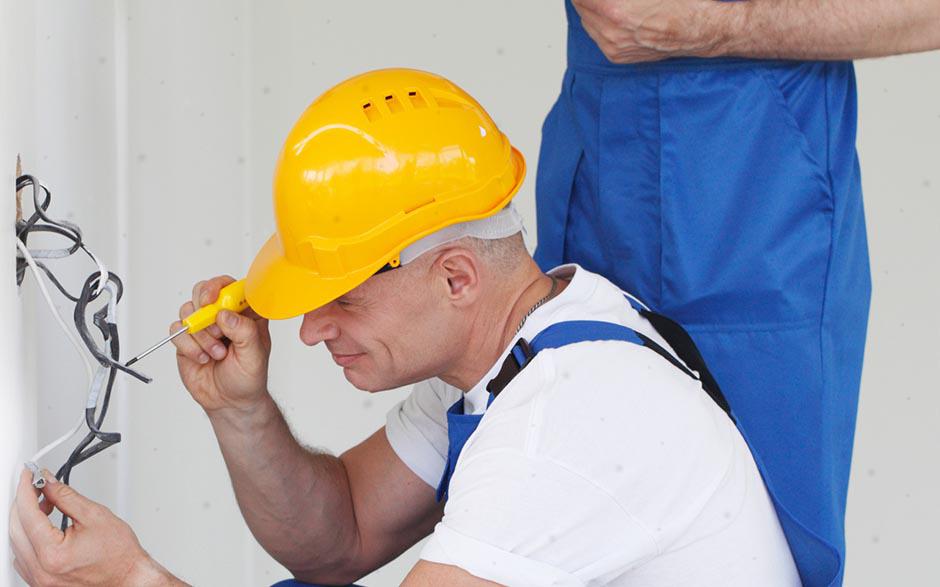 recherche travail électricien bâtiment Avon